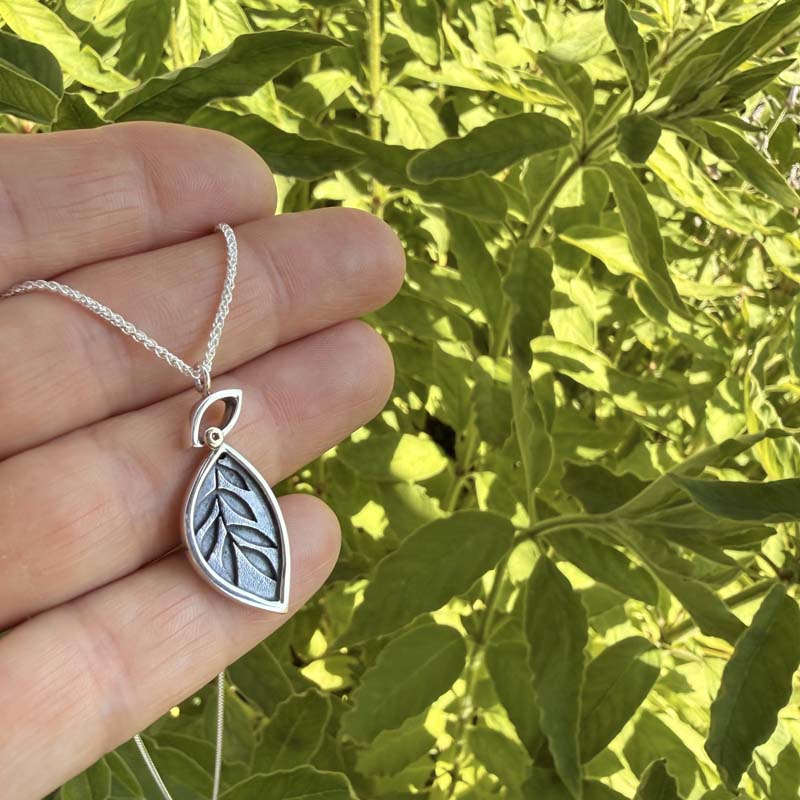 Spring Leaves Silver Necklace - ESL Life